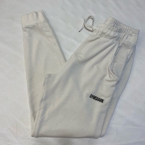 Gymshark Pippa Training Joggers - White - Picture 15 of 15